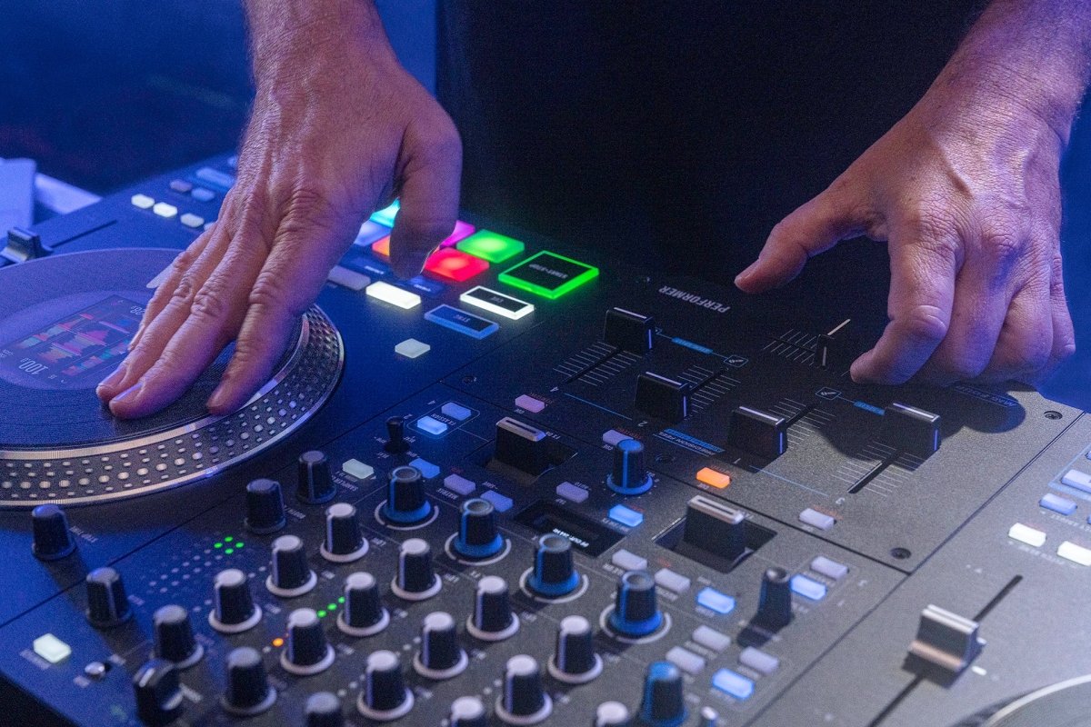 RANE PERFORMER Bundle - selectadjs - DJ Controller - Rane