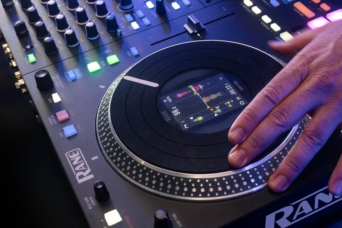 RANE PERFORMER Bundle - selectadjs - DJ Controller - Rane