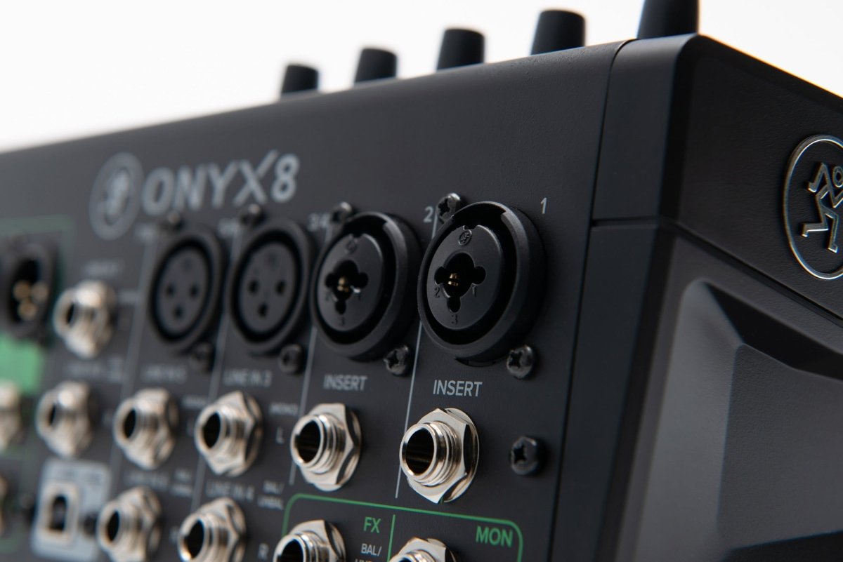 Mackie Onyx 8 - selectadjs